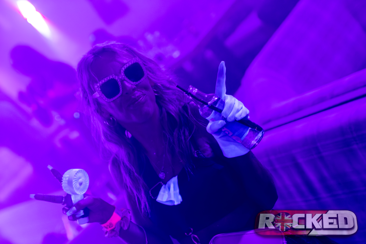 Rocked clubbers
